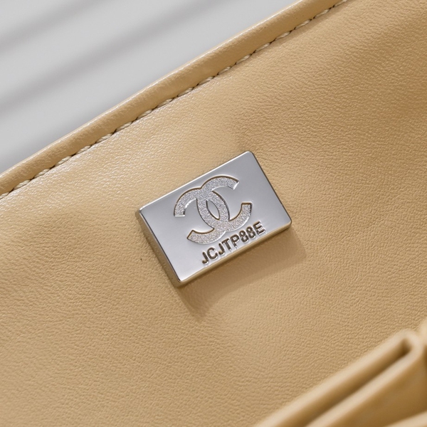 シャネルバッグ全体デザイン